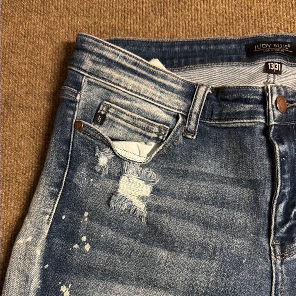 Judy Blue Boyfriend Fit Distressed Jeans 13/31 Blue Denim Womens - Picture 3 of 14